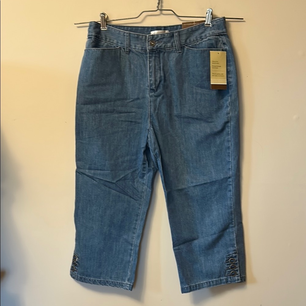 Christopher & Banks classic blue denim capri pants size 10 average new with tags